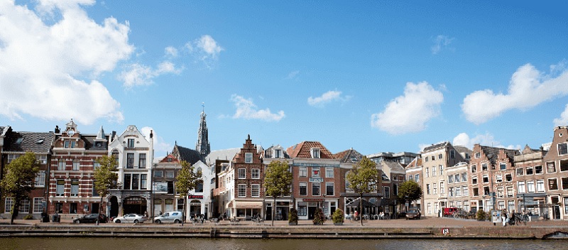 Casas tradicionais em Haarlem
