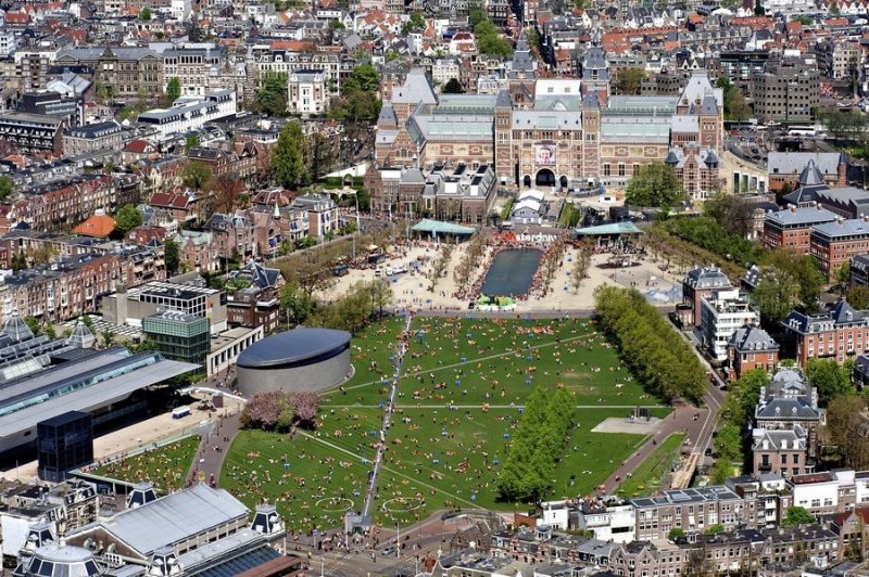 Praça dos Museus em Amsterdã