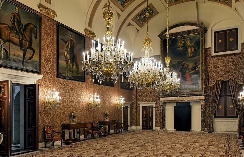 Decoração histórica do Palácio Real de Amsterdã