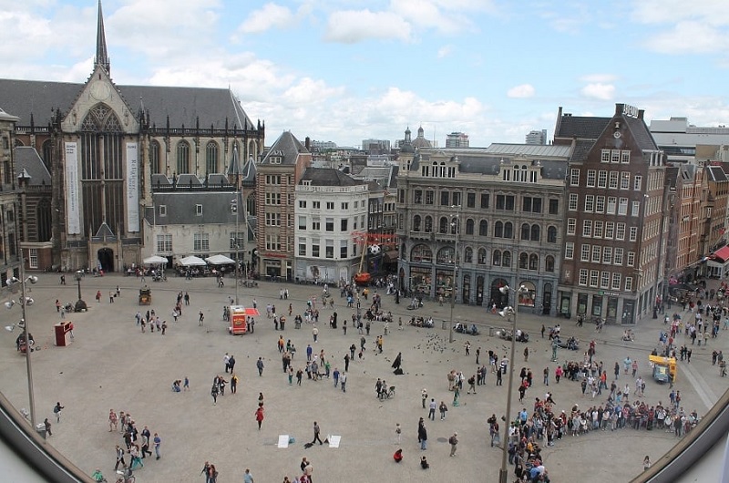 Praça Dam em Amsterdã