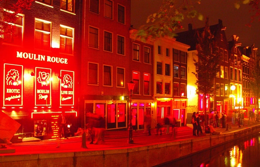 Vitrines no bairro Red Light District em Amsterdã