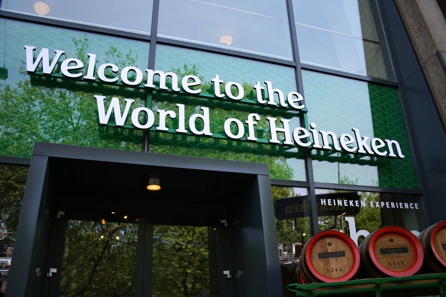 Entrada da Heineken Experience em Amsterdã