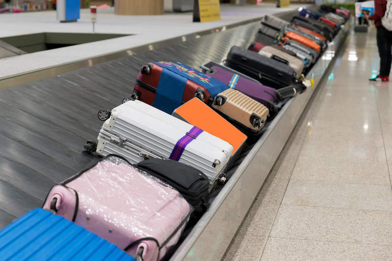 Esteira de bagagens no aeroporto em Amsterdã