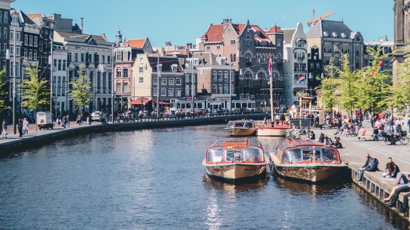Barcos na Holanda