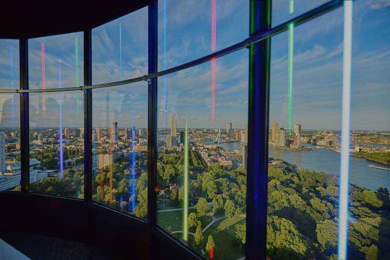 Vista panorâmica da torre Euromast em Roterdã